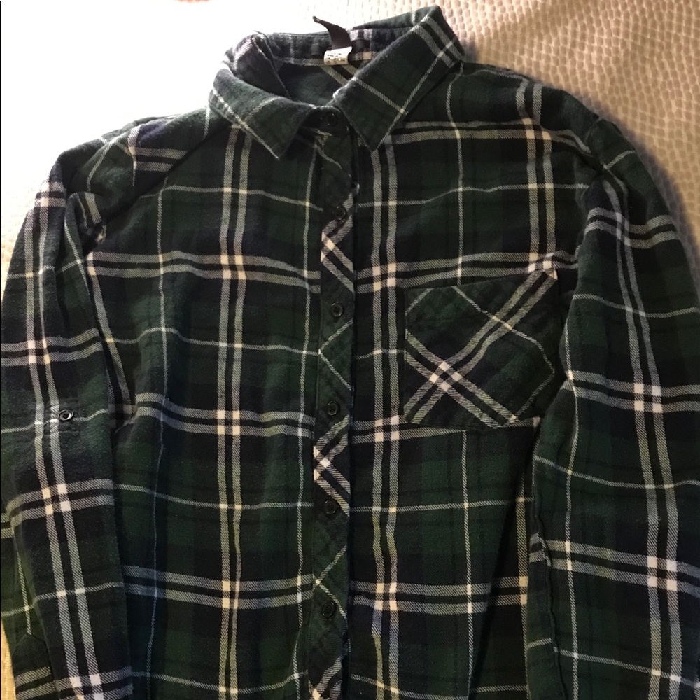 Forever 21 Plaid Green Button Up Long Sleeve